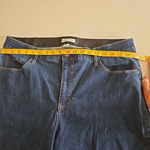 AVA & VUV Women's 18W Blue Jeans - Picture 7 of 10